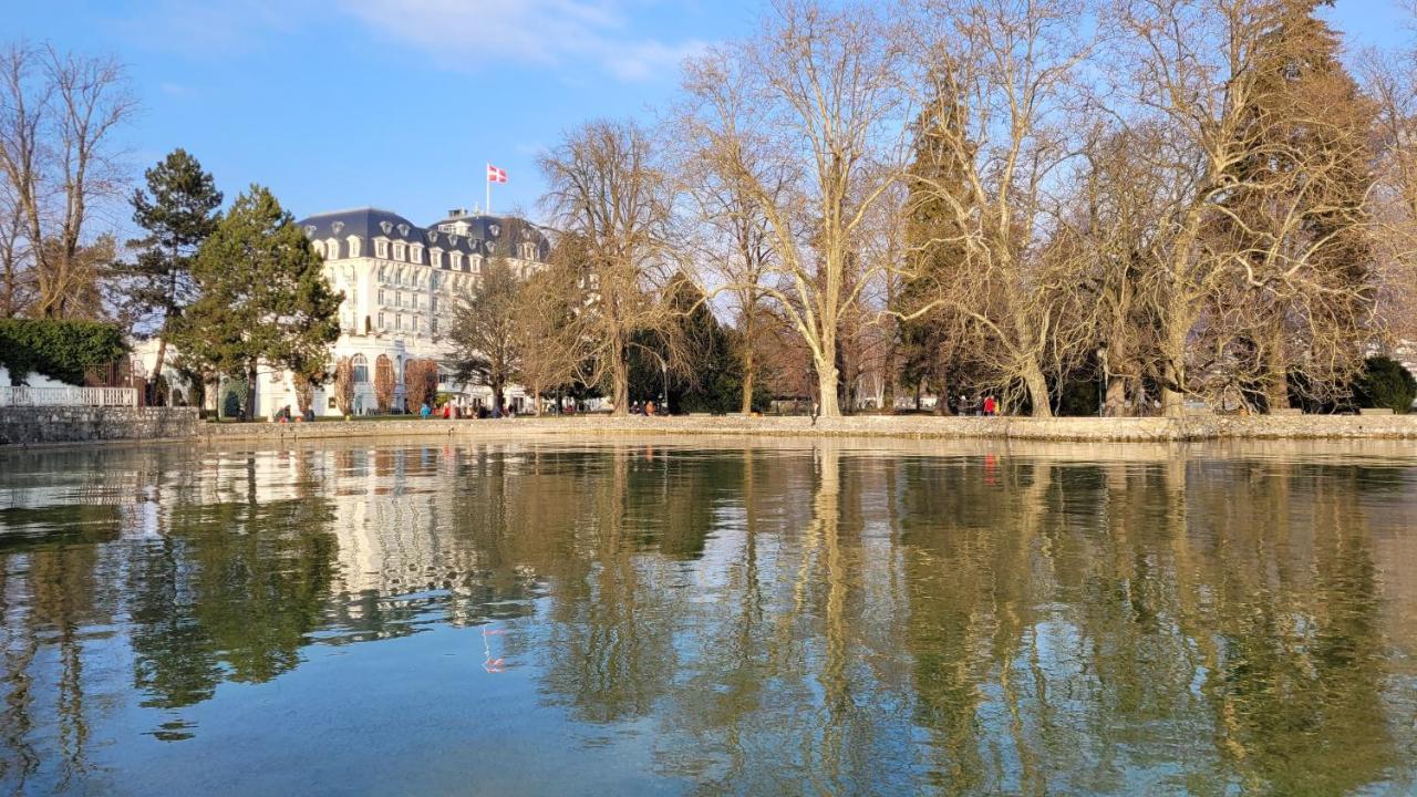 Annecy Lake Central Exterior photo