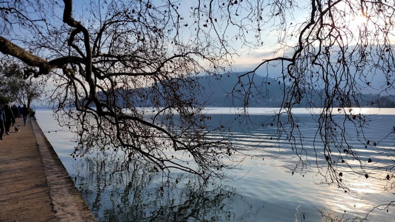 Annecy Lake Central Exterior photo