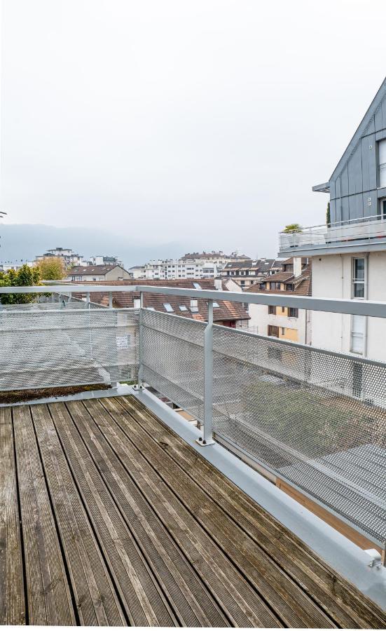 Annecy Lake Central Exterior photo