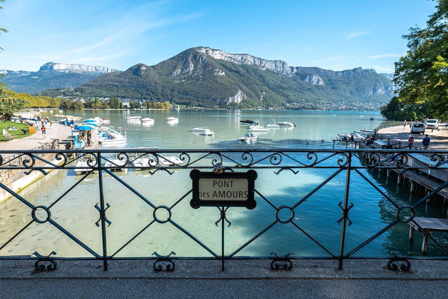 Annecy Lake Central Exterior photo