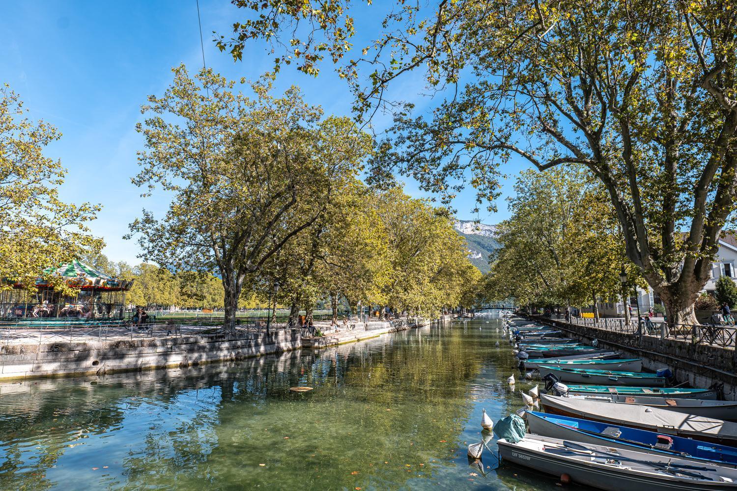 Annecy Lake Central Exterior photo